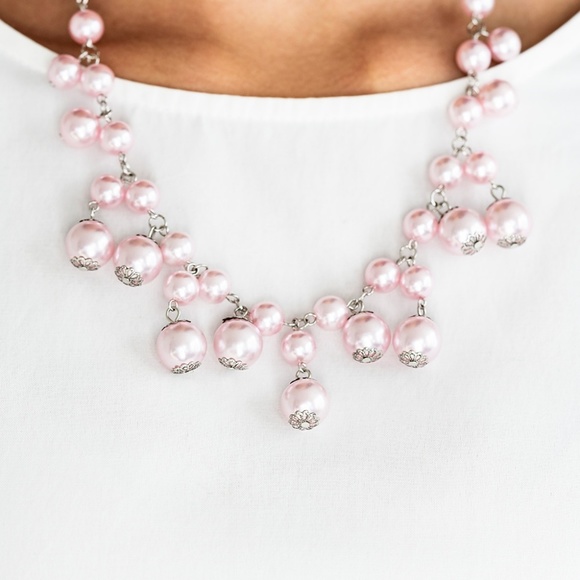 Costume Jewelry - Picture 7 of 8